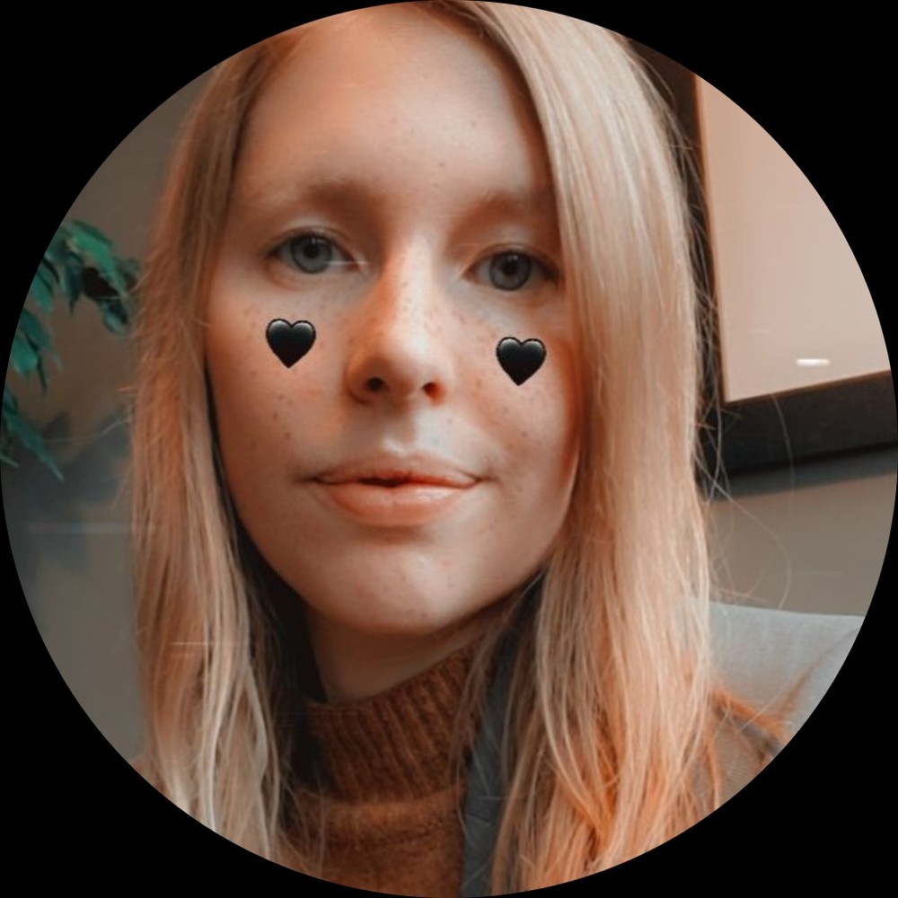 Meet your Posher, Caitlyn